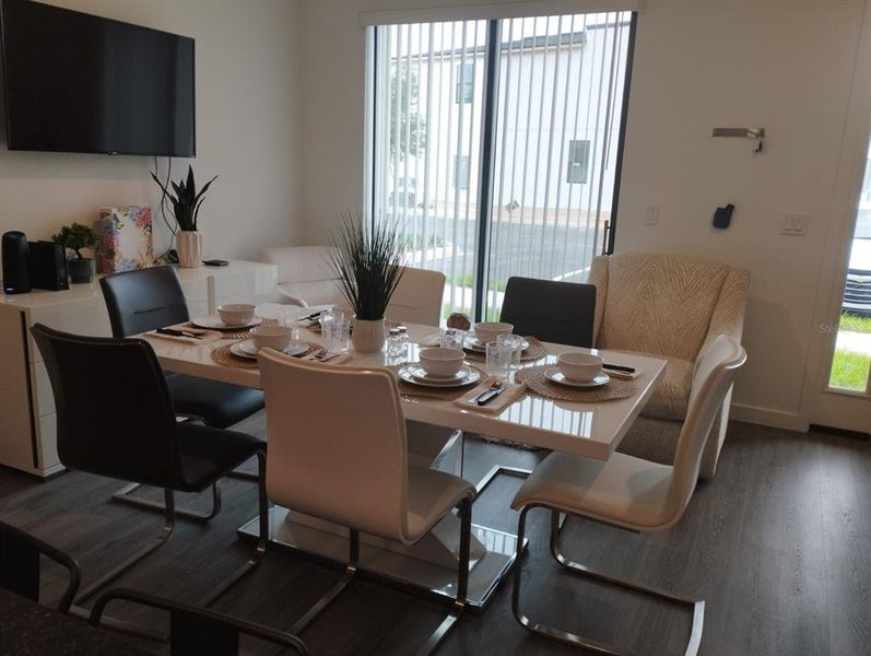 Furnished interior view inside a new home in , Kissimmee (Image 5).