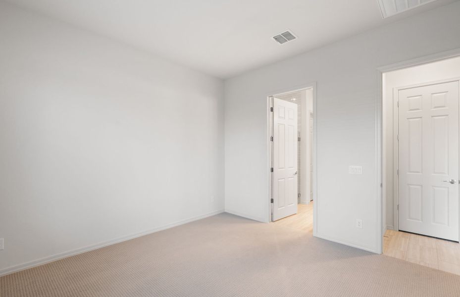 Spacious, unfurnished interior of a new home in Sun City Festival, Buckeye (Image 19).