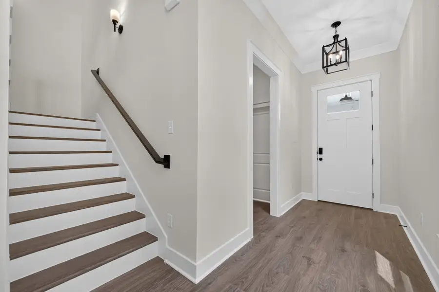 Spacious, unfurnished interior of a new home in Two Step Farm, Montgomery (Image 18).