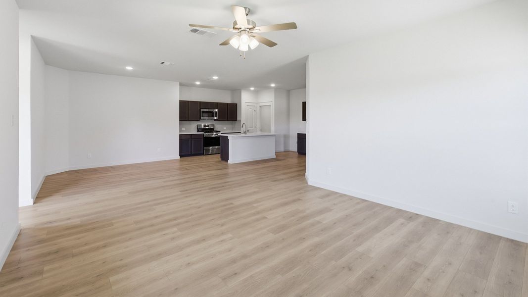 Furnished interior view inside a new home in Morningside, Farmersville (Image 15).