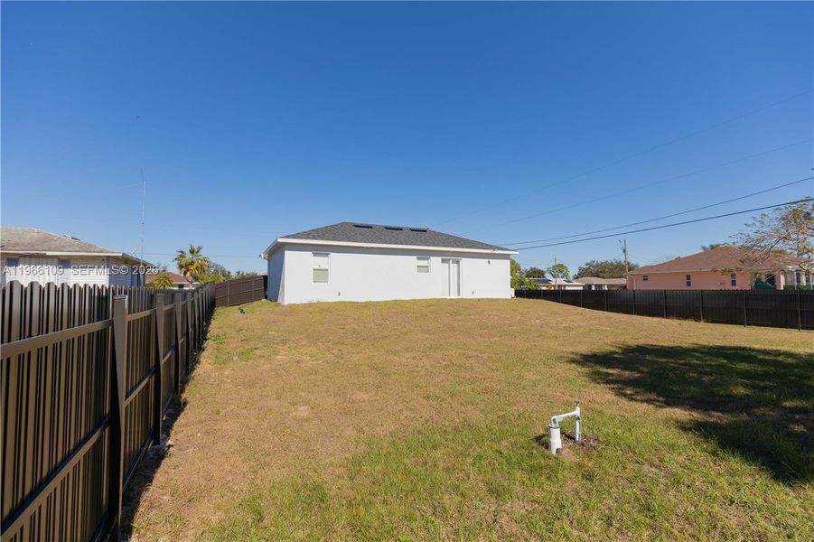 Exterior details and patio area of a home in , Lehigh Acres (Image 16).