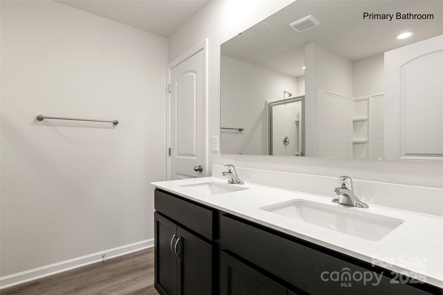 Image 36 of a home in .