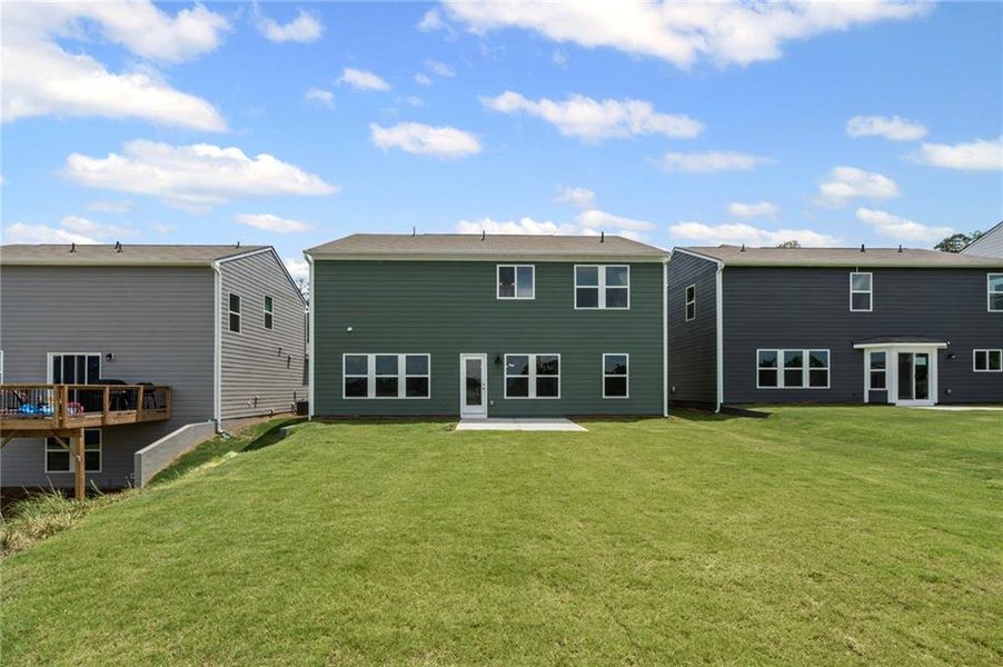 Front exterior of a new home in Crossvine Estates, Braselton, GA, highlighting curb appeal (Image 24).