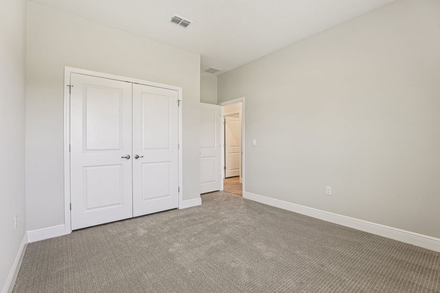 Spacious, unfurnished interior of a new home in Palm Bay, Palm Bay (Image 37).