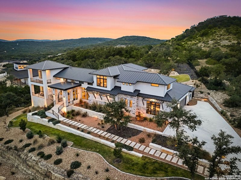 Image 95 of a home in .