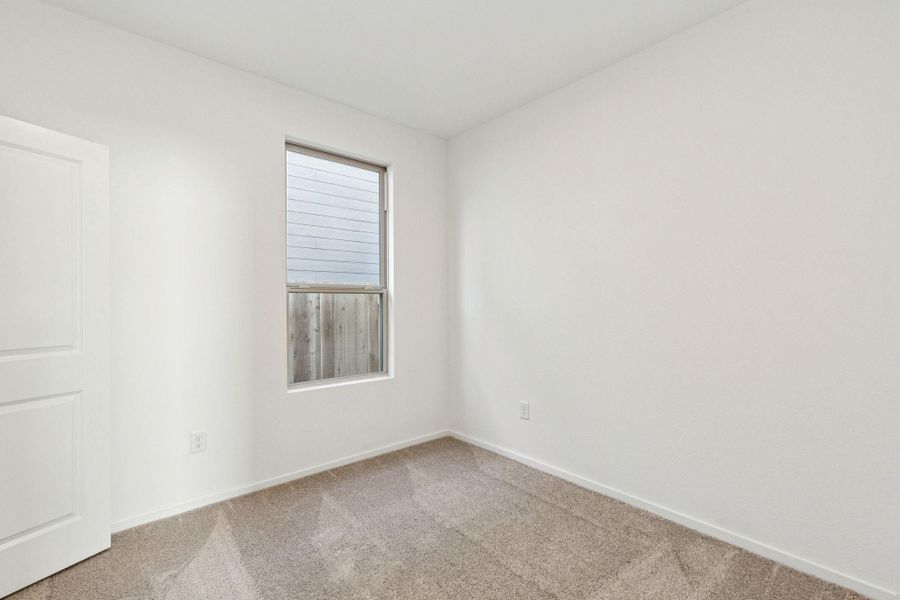 Spacious, unfurnished interior of a new home in Mavera, Conroe (Image 17).