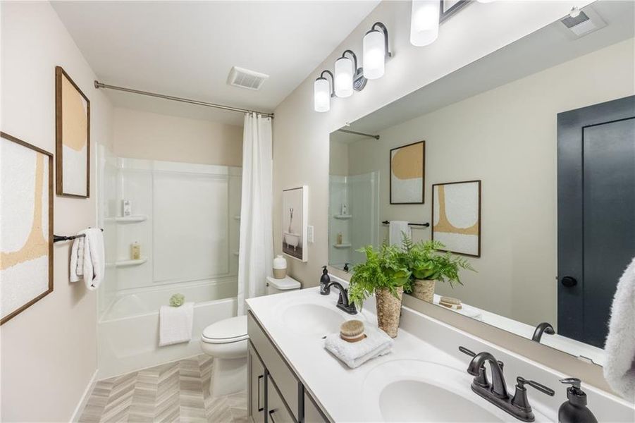 Furnished interior view inside a new home in Crossvine Estates, Braselton (Image 22). Furnished interior view inside a new home in Crossvine Estates, Braselton (Image 22).