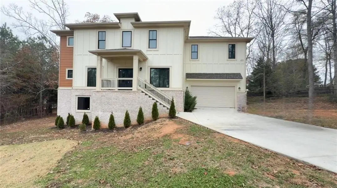 Image 57 of a home in .
