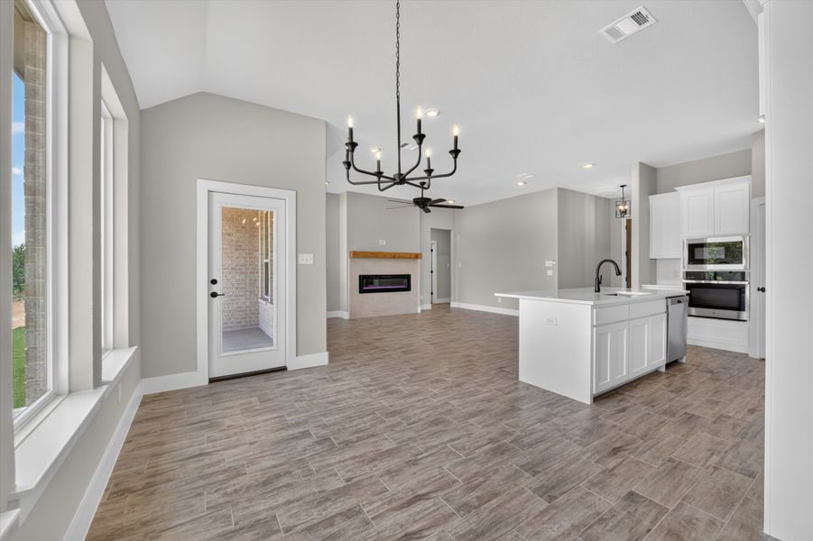 Spacious, unfurnished interior of a new home in Taylor Ranch, Springtown (Image 27).