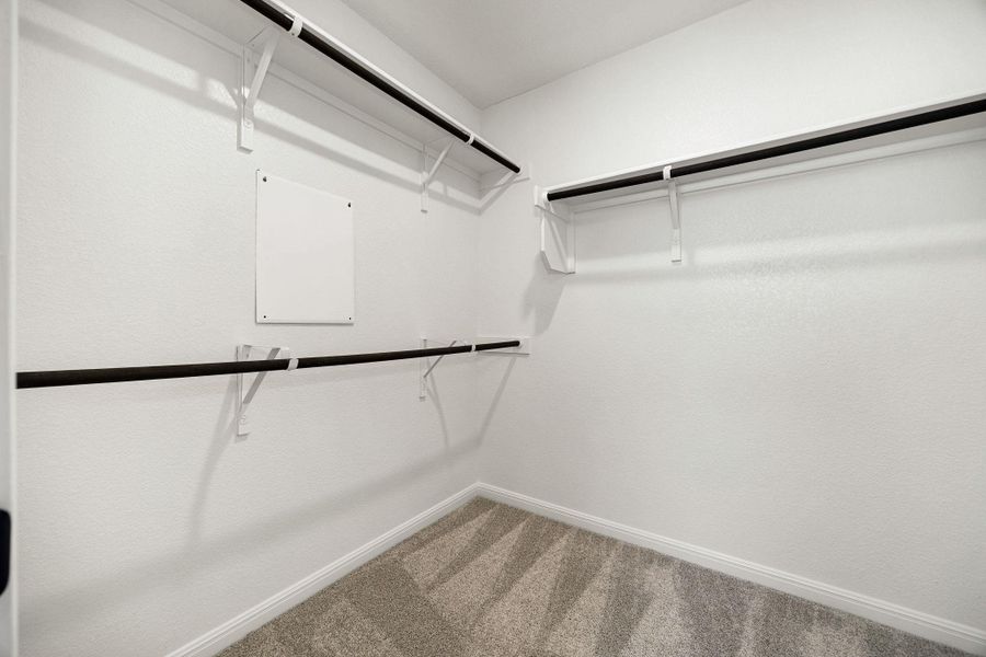 Spacious, unfurnished interior of a new home in , Round Rock (Image 20).