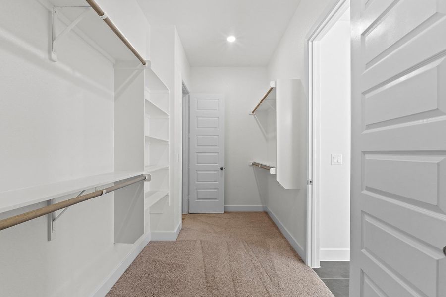 Image 42 of a home in Lariat.
