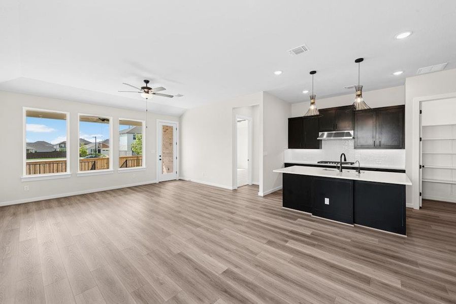 Spacious, unfurnished interior of a new home in University Heights, Round Rock (Image 26). Spacious, unfurnished interior of a new home in University Heights, Round Rock (Image 26).