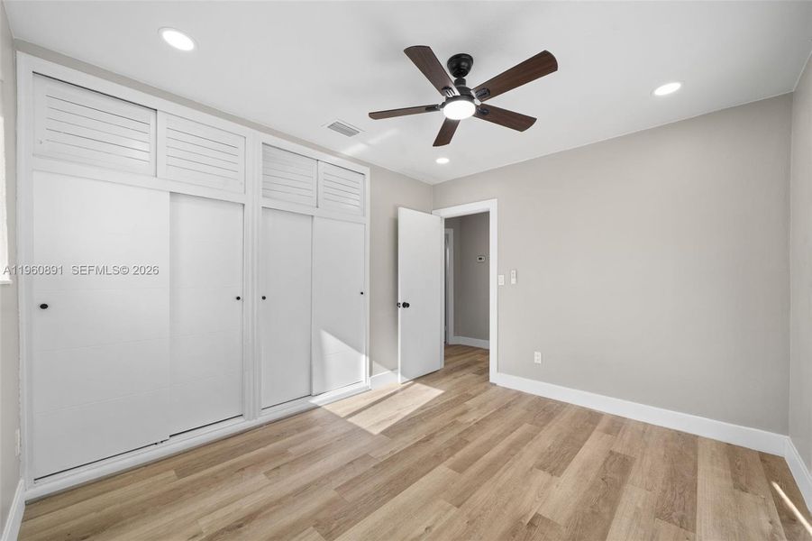 Spacious, unfurnished interior of a new home in , Cutler Bay (Image 14).