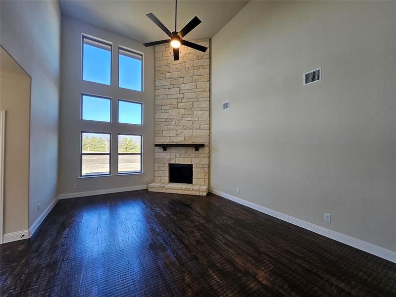 Spacious, unfurnished interior of a new home in Trails of Trenton, Trenton (Image 20).