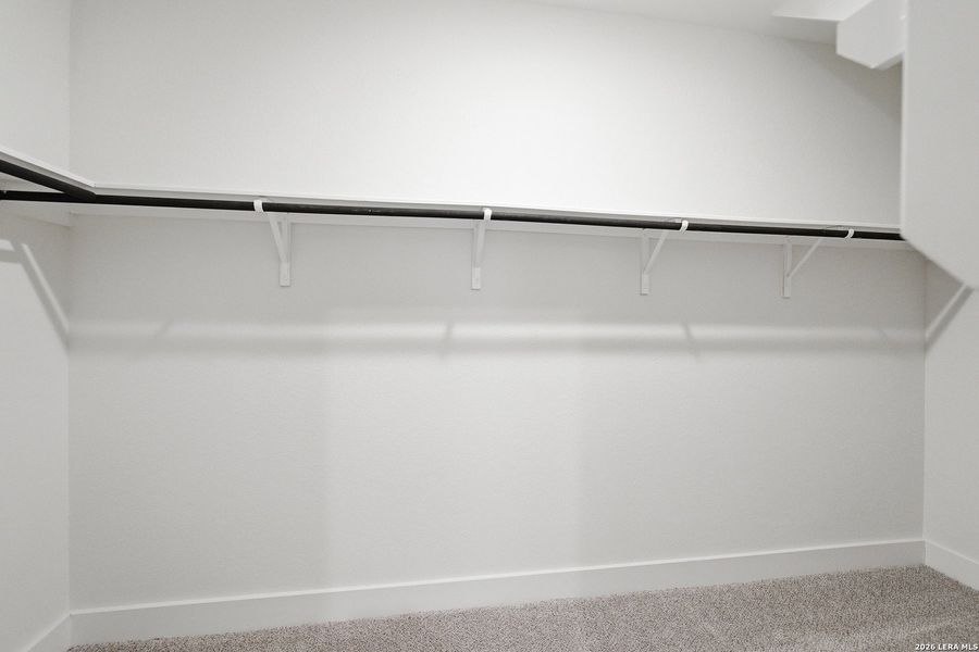 Spacious, unfurnished interior of a new home in , San Antonio (Image 27).