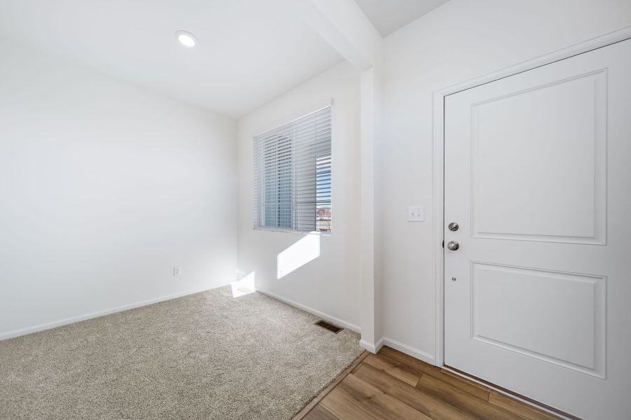 Spacious, unfurnished interior of a new home in Thompson River Ranch, Johnstown (Image 17). Spacious, unfurnished interior of a new home in Thompson River Ranch, Johnstown (Image 17).