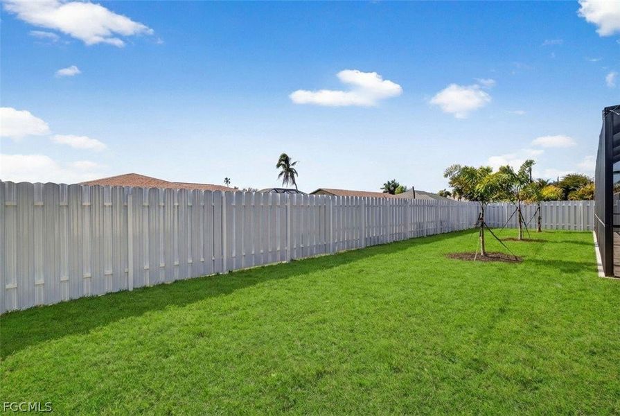 Exterior details and patio area of a home in Cape Coral, Cape Coral (Image 21).