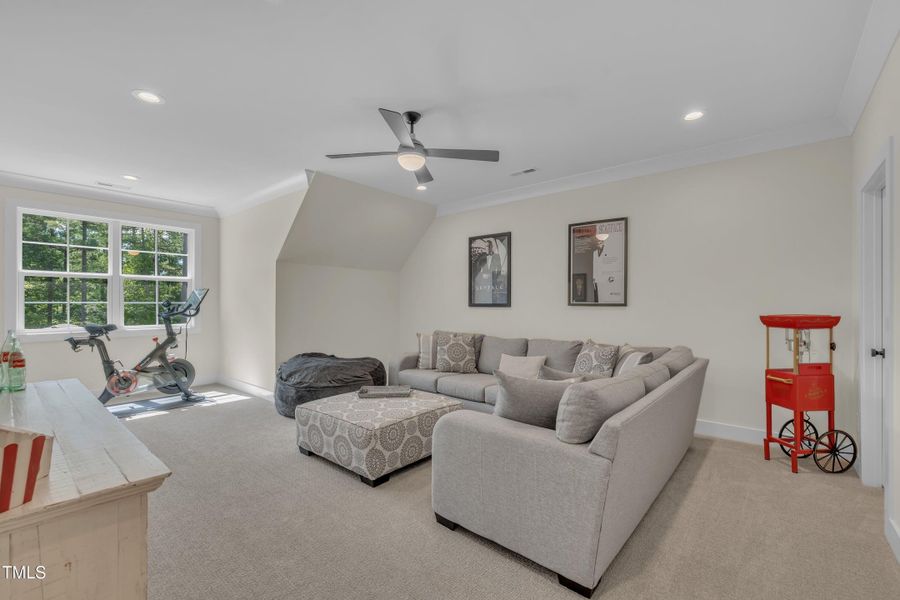 47-1120 Springdale Dr-40