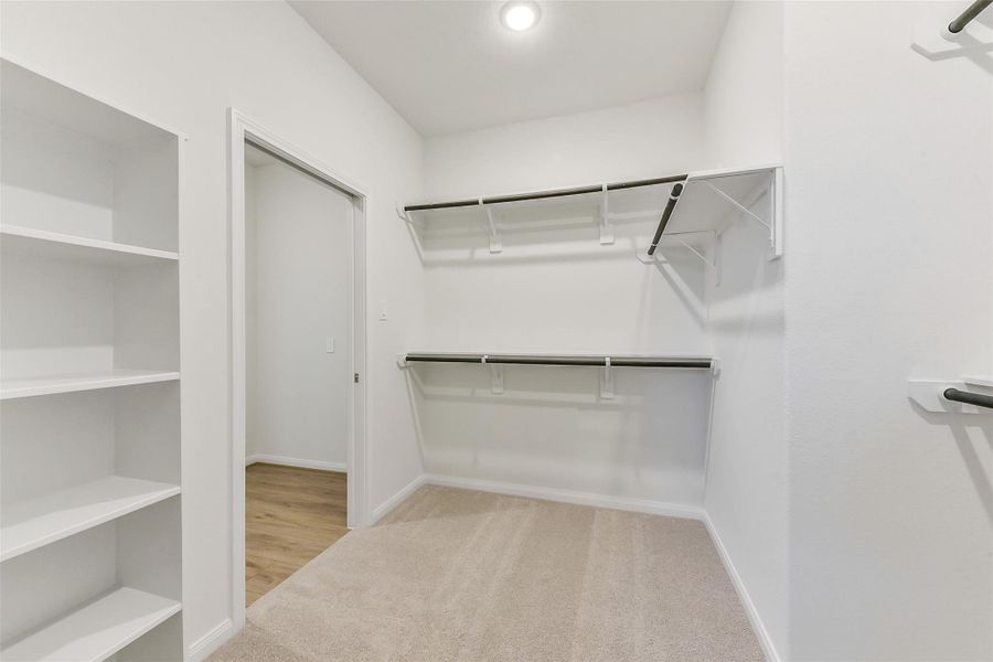 Spacious, unfurnished interior of a new home in Encino Estates, Dayton (Image 22). Spacious, unfurnished interior of a new home in Encino Estates, Dayton (Image 22).