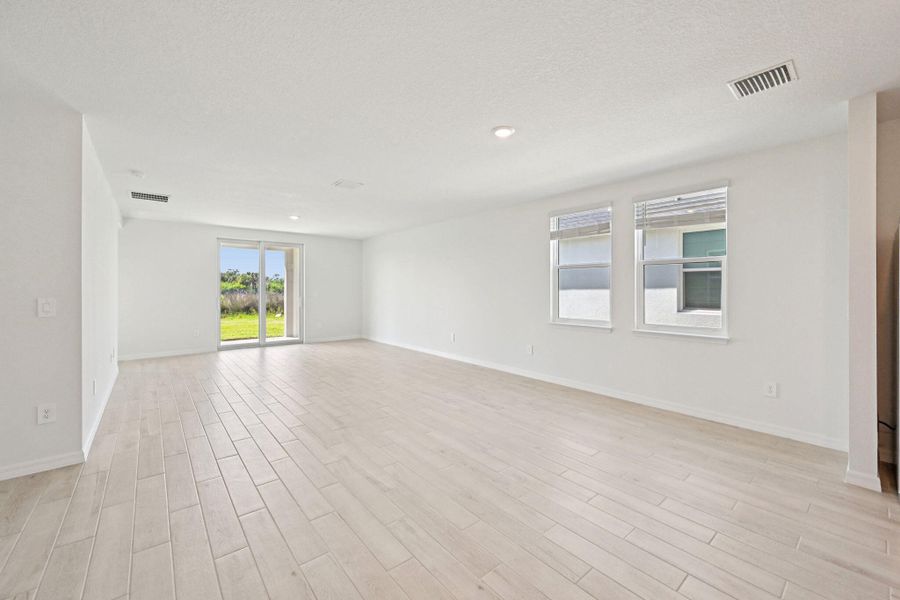 5461 Hampton Park Cir Vero Beach FL (7) 5461 Hampton Park Cir Vero Beach FL (7)