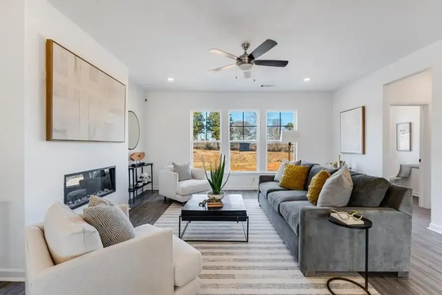 Furnished interior view inside a new home in Rosewood Farm, Lawrenceville (Image 13).