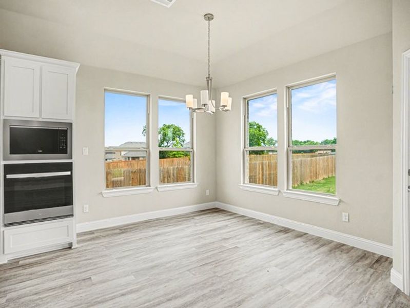 Spacious, unfurnished interior of a new home in Cole Crossing Estates, DeSoto (Image 13).