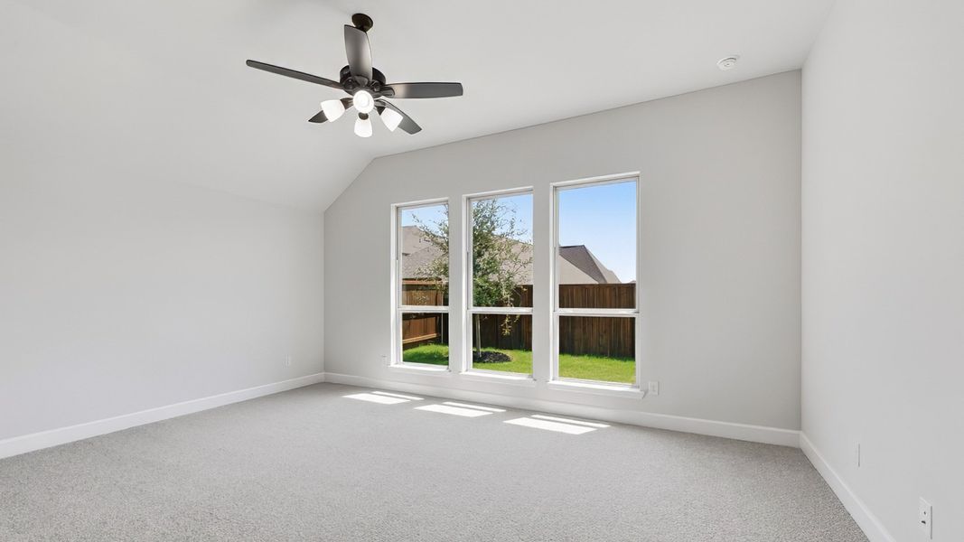 Spacious, unfurnished interior of a new home in Eliana, McKinney (Image 21).