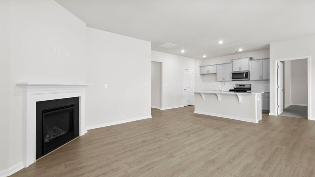 Spacious, unfurnished interior of a new home in Durbin Meadows Traditions, Fountain Inn (Image 21).