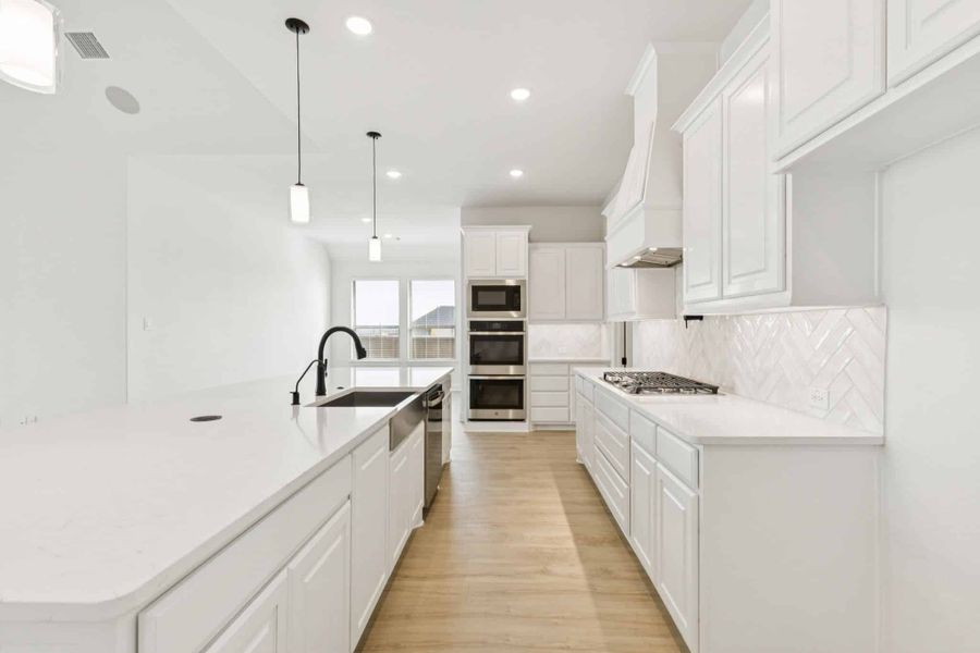 Furnished interior view inside a new home in Trinity Falls, McKinney (Image 7). Furnished interior view inside a new home in Trinity Falls, McKinney (Image 7).