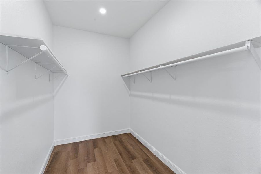 Spacious, unfurnished interior of a new home in , Dallas (Image 22).