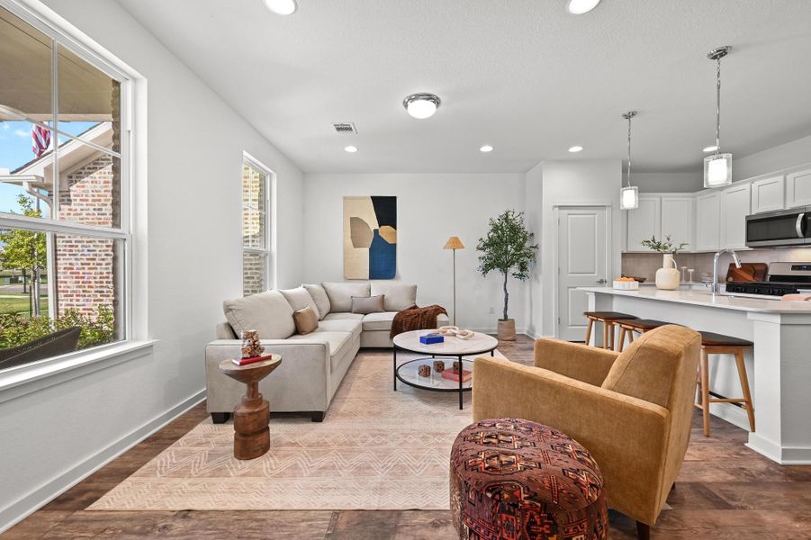 Furnished interior view inside a new home in , Buda (Image 7).