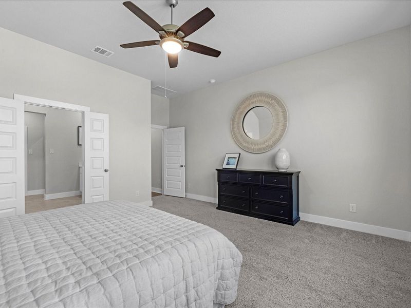 Furnished interior view inside a new home in Clopton Farms, Montgomery (Image 18).