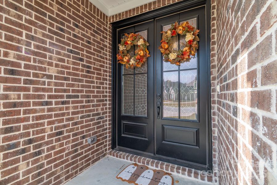 Exterior details and patio area of a home in , Florence (Image 20).