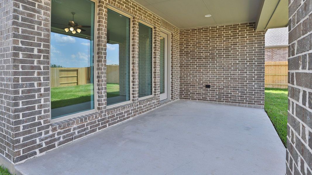 Exterior details and patio area of a home in Escondido, Magnolia (Image 4).
