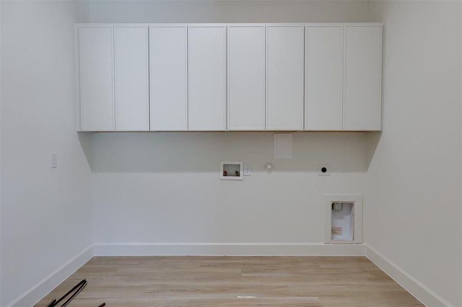 Spacious, unfurnished interior of a new home in , Azle (Image 18). Spacious, unfurnished interior of a new home in , Azle (Image 18).