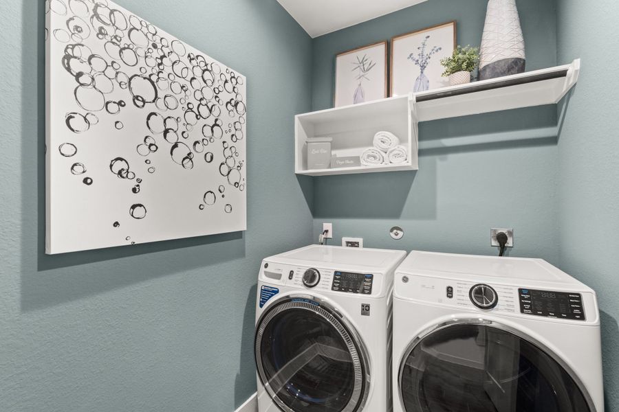 Close-up of interior finishes inside a home in Meridiana, Manvel (Image 20).