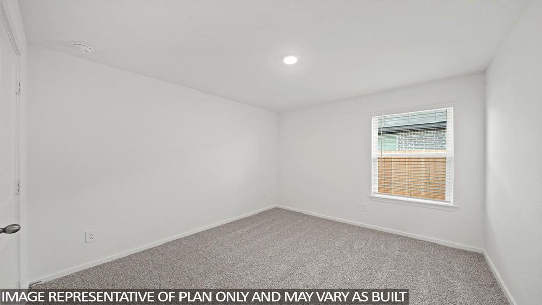 Spacious, unfurnished interior of a new home in Harrington Trails at The Canopies, Splendora (Image 11).