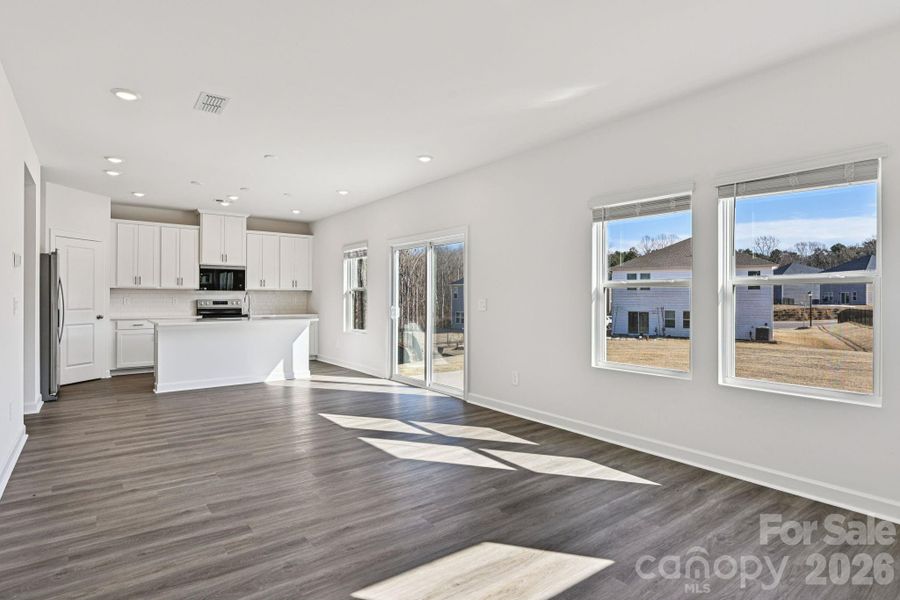 Spacious, unfurnished interior of a new home in Harper Landing, Stanley (Image 23).