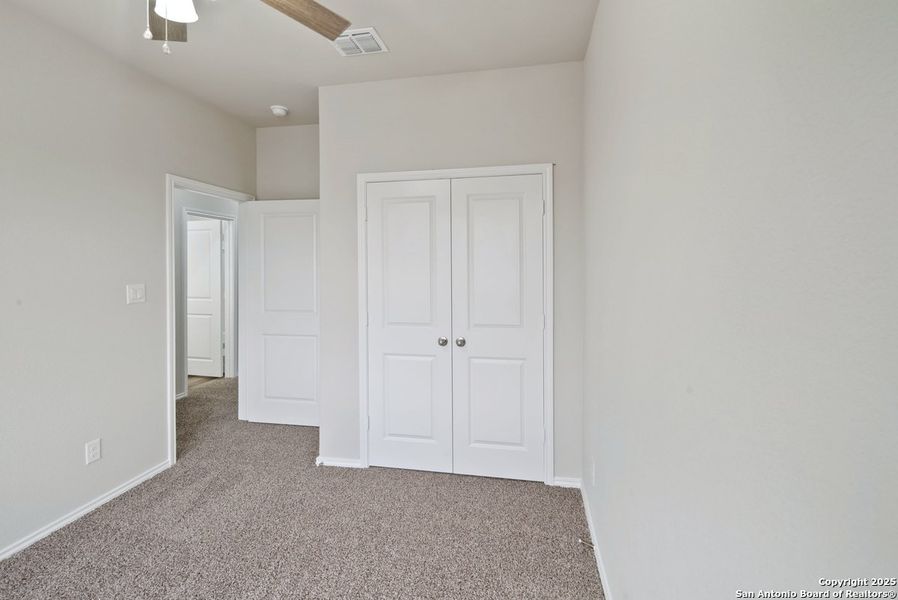 Spacious, unfurnished interior of a new home in , San Antonio (Image 9).