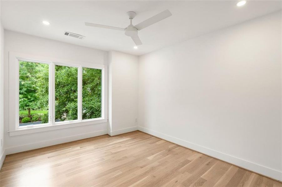 Spacious, unfurnished interior of a new home in , Atlanta (Image 56).
