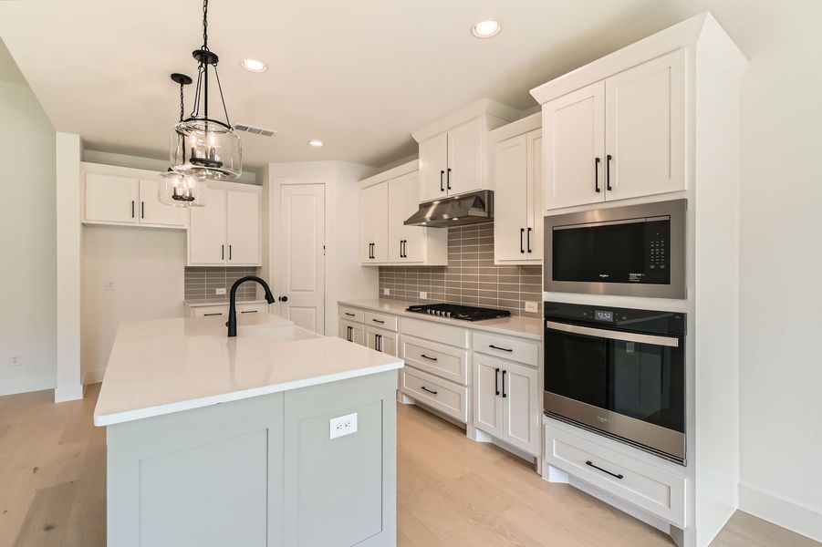 Plan 1560 Representative Photo - Kitchen Plan 1560 Representative Photo - Kitchen