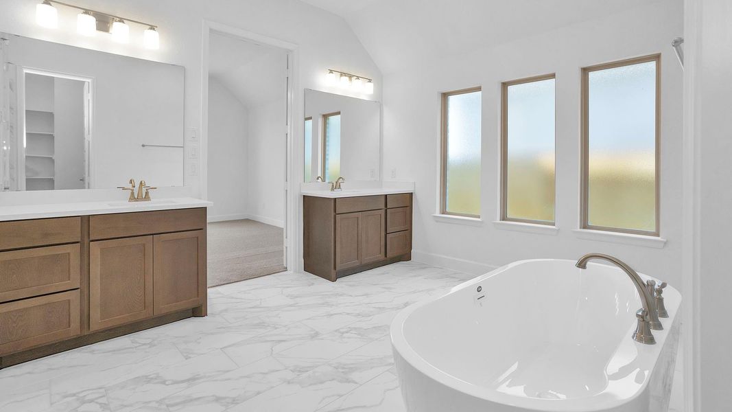 Furnished interior view inside a new home in Artavia 50', Conroe (Image 4).