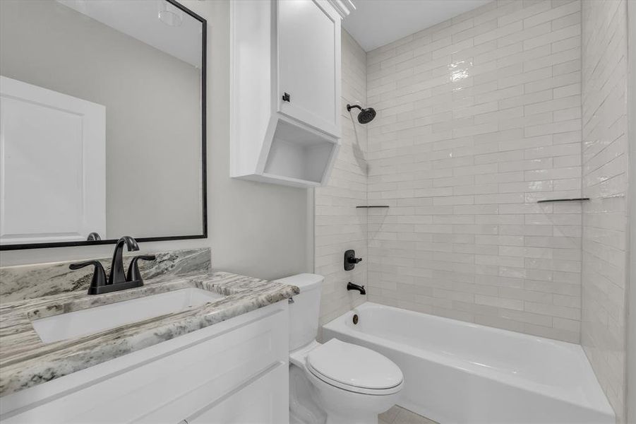 Furnished interior view inside a new home in , Robinson (Image 31). Furnished interior view inside a new home in , Robinson (Image 31).