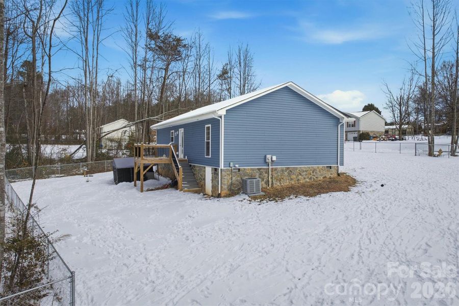 Exterior details and patio area of a home in , Lenoir (Image 16).