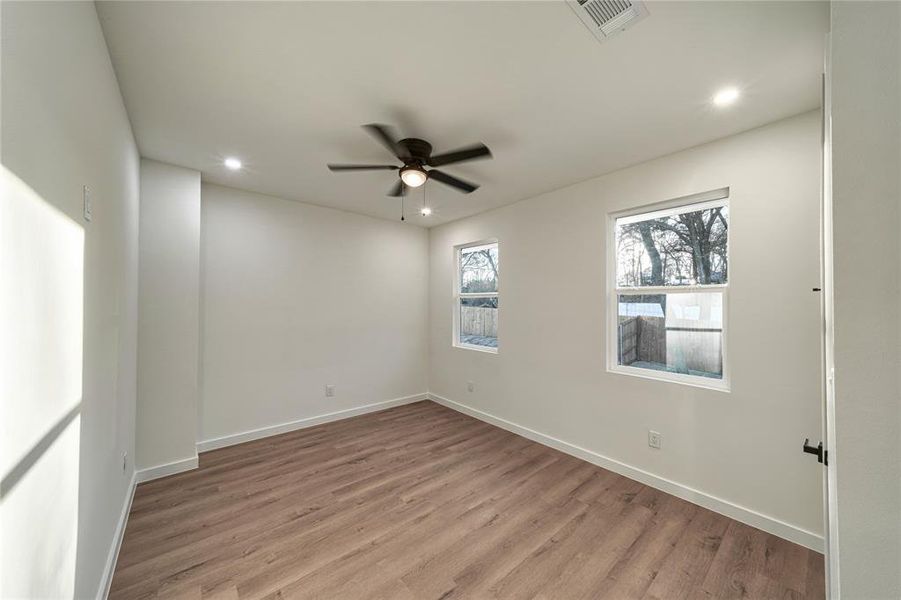 Spacious, unfurnished interior of a new home in , Dallas (Image 25).