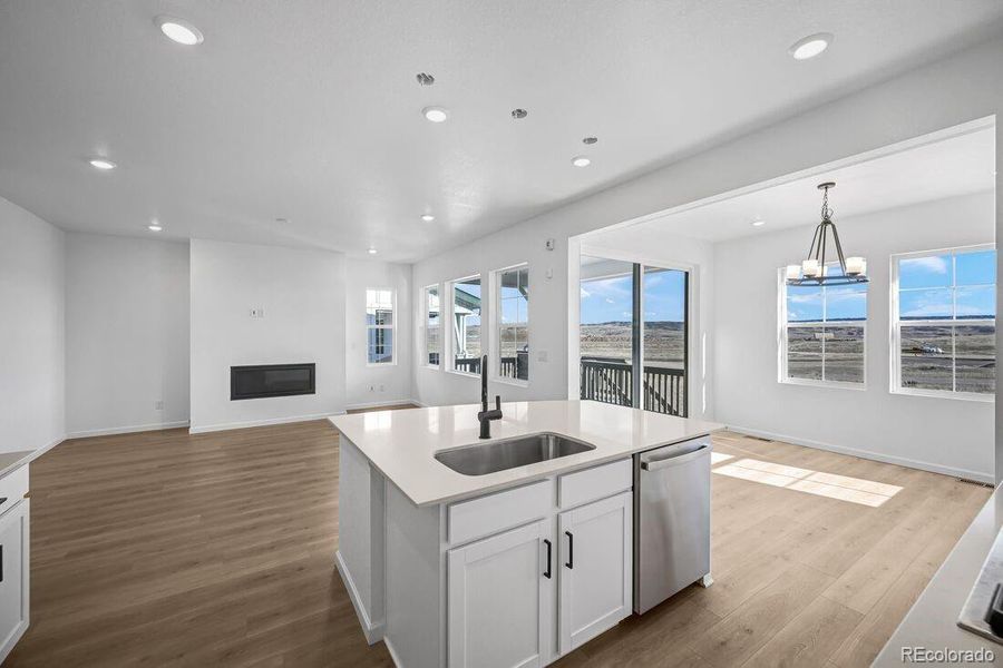 8800 Whiteclover ~ Ready Now