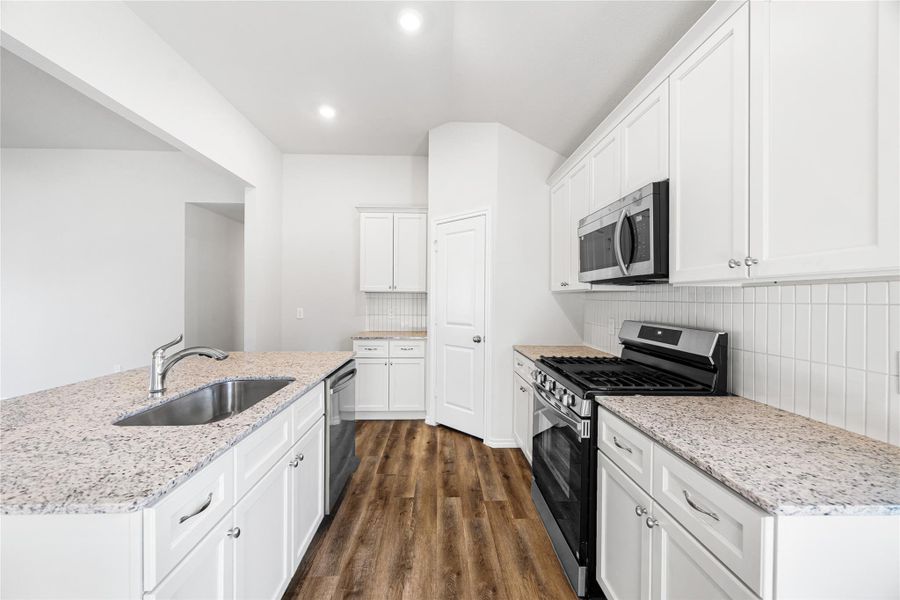Furnished interior view inside a new home in , Splendora (Image 10).