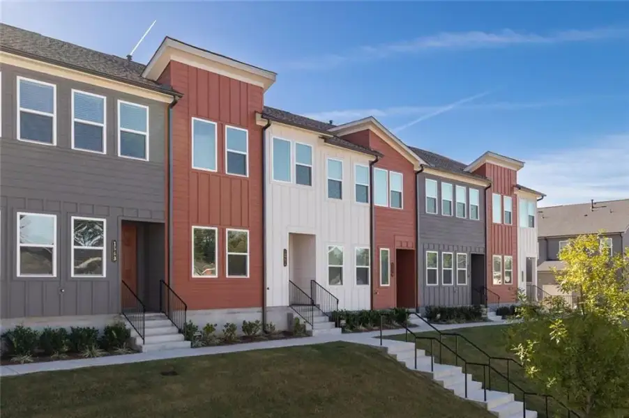 Front exterior of a new home in Park Vue, Atlanta, GA, highlighting curb appeal (Image 17).