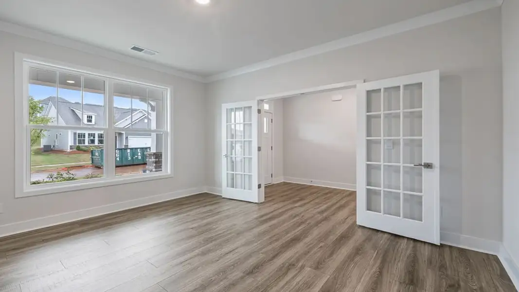 Spacious, unfurnished interior of a new home in Cottonwood Ridge, Piedmont (Image 16). Spacious, unfurnished interior of a new home in Cottonwood Ridge, Piedmont (Image 16).