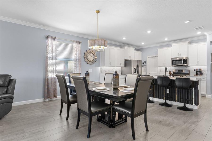 Furnished interior view inside a new home in Southshore Bay Active Adult, Wimauma (Image 7). Furnished interior view inside a new home in Southshore Bay Active Adult, Wimauma (Image 7).